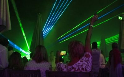 Lasershow zur Firmenfeier und Vereinsfeier auf dem Golfplatz